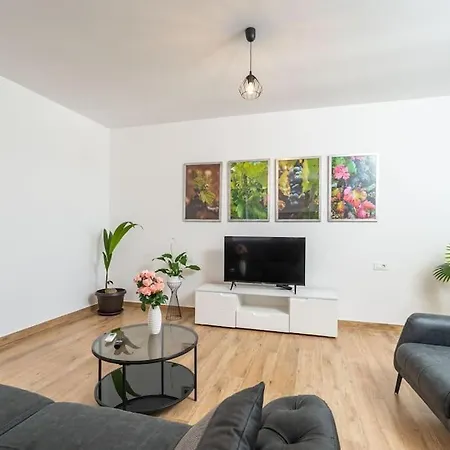 Apartment Nature